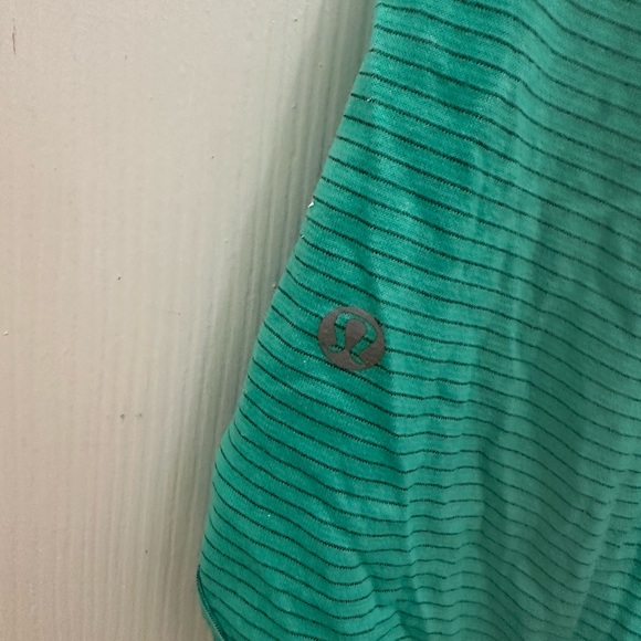 Lululemon racer back tank - Picture 3 of 3
